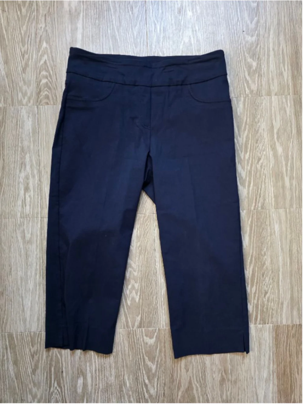 Women's Ruby Rd. Navy Capris, Size 10